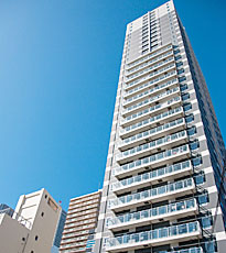 マンション販売好調も人気地区に集中！住宅新規貸出減少