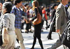 生活保護費3.5兆円、受給者数は過去最多205万人／「大阪維新」の橋下市長、就労機会拡大